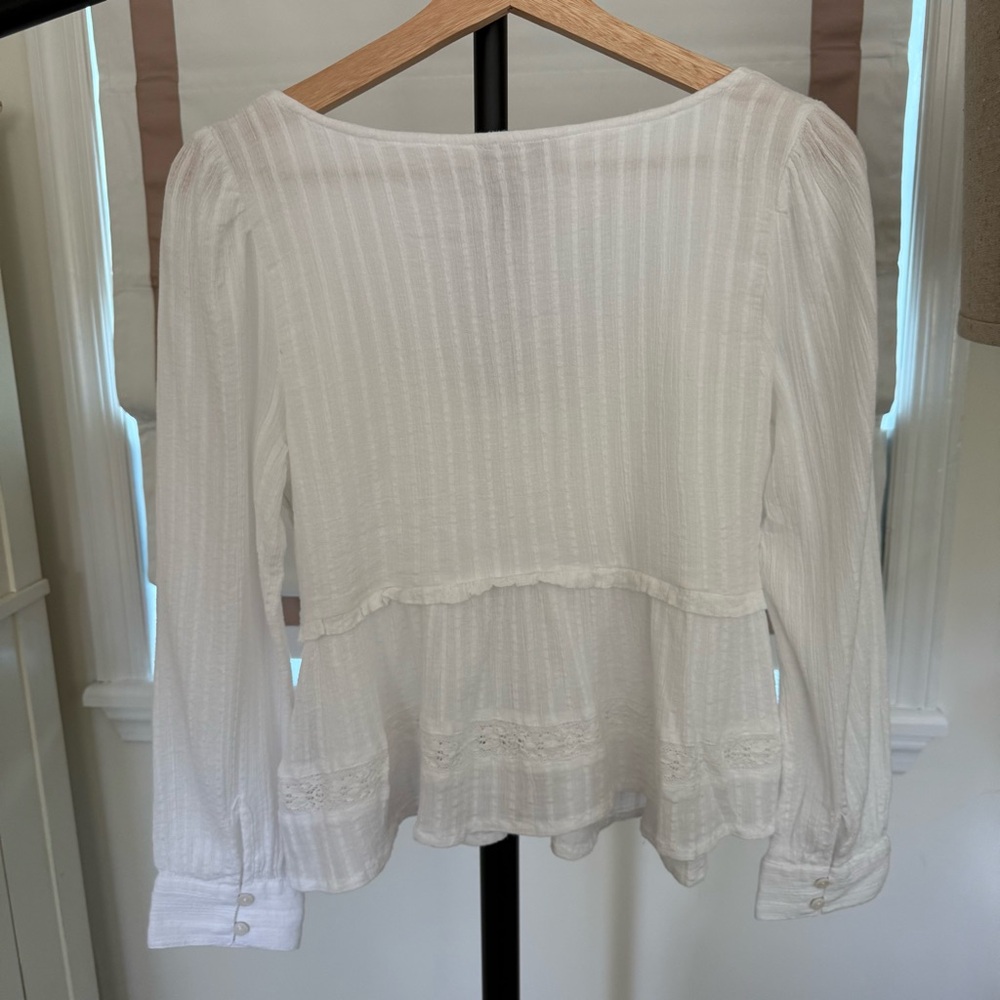 White Coquette Bohemian Lacey Sweetheart Neckline Long Sleeve Blouse - Picture 5 of 6